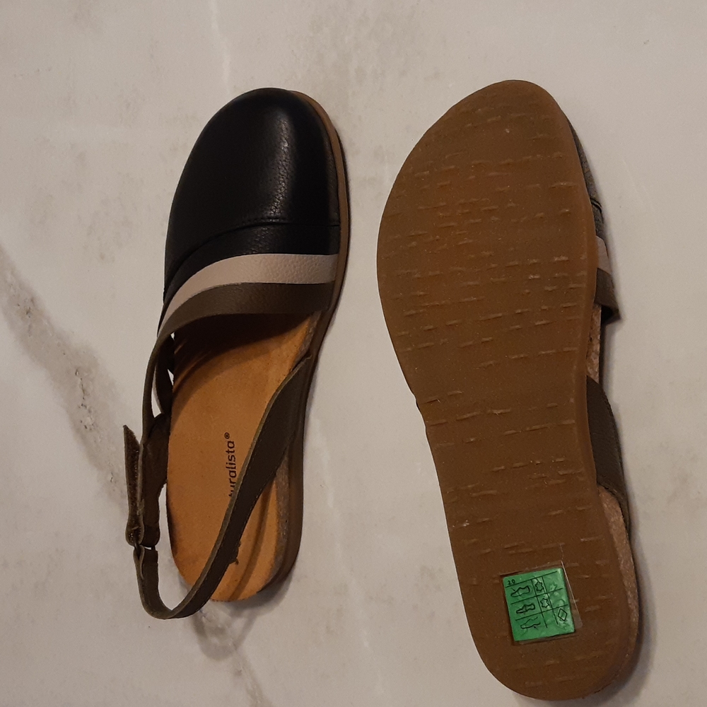 El Naturalista, Zumaia, black beige and green, size 37